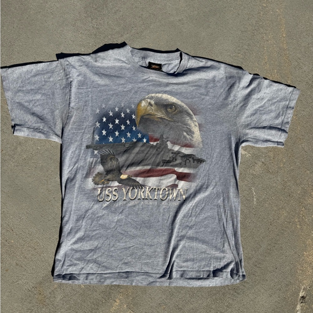 Prairie‎ Mountain Shirt Mens L Gray Short Sleeve America Eagle Flag Stars USS